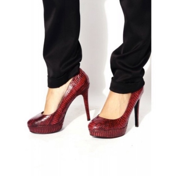 House of Harlow 1960 Shoes - House of Harlow 1960 Nora Raspberry Platform Pumps